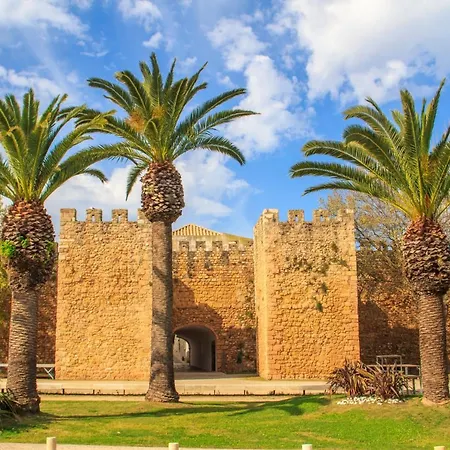 Bright Next To Main Avenue And Marina #1870 拉哥斯