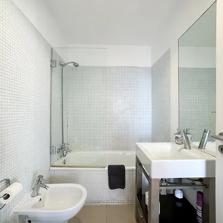 Apartamento Bright Next To Main Avenue And Marina #1870